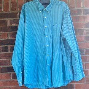 Nautica Men’s Bkue Stripped Button Down